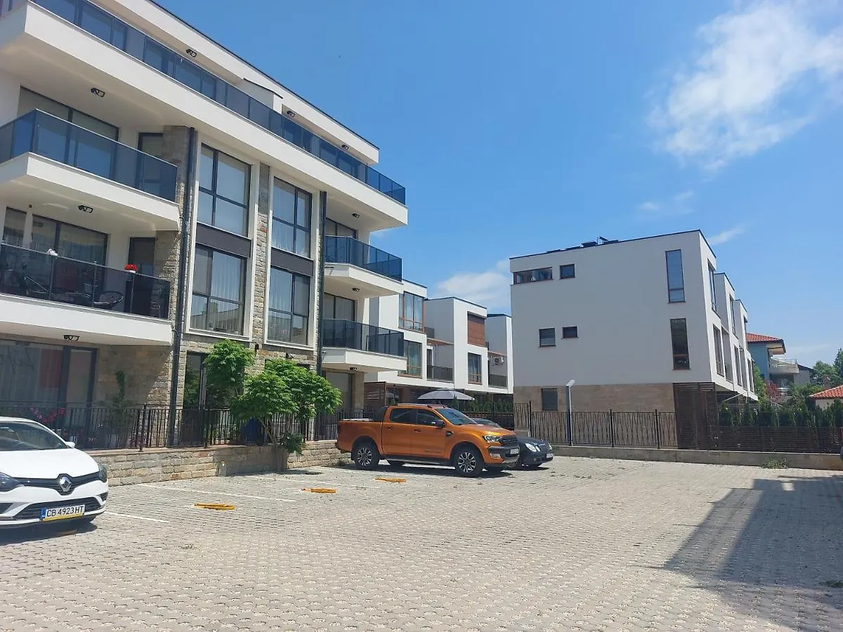 Skarabey Park Apartment Sarafovo Burgas