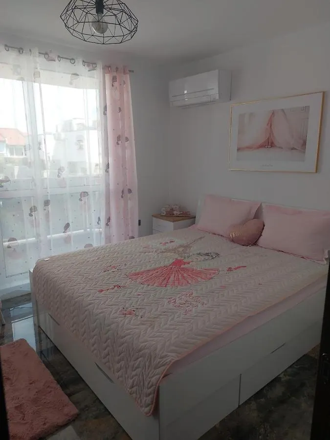 Skarabey Park Apartment Sarafovo Burgas 0*,